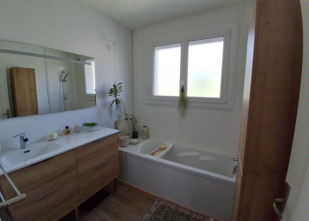 Appartement 90 m2 + garage, cave, parking