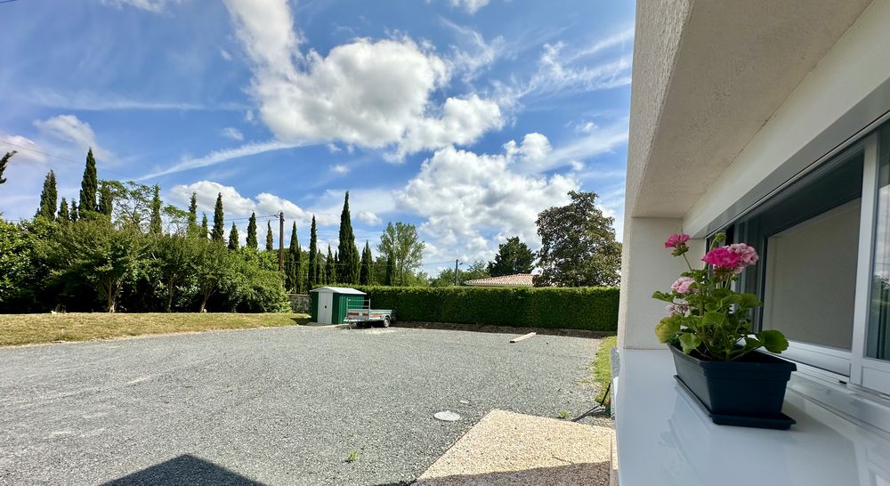 Maison 134 m² entièrement rénovée- DPE B - Terrain 1152 m²