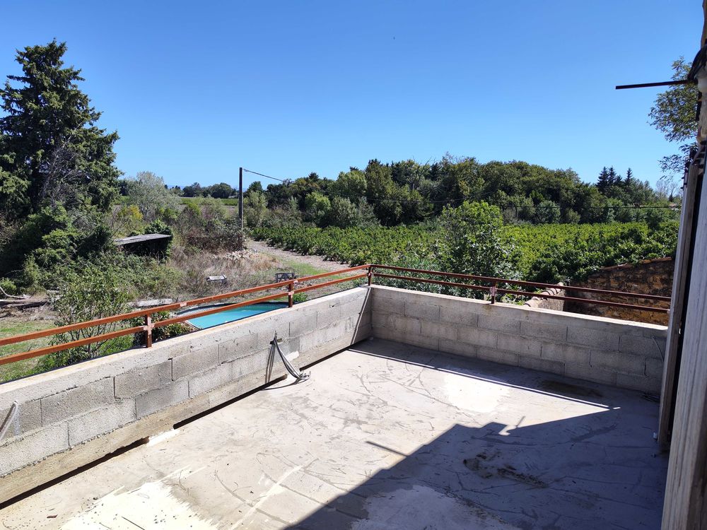 ferme 100m2 plus dépendance