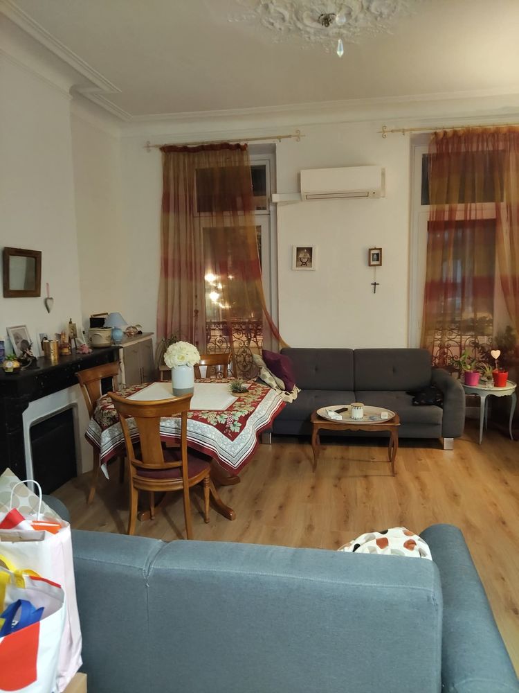 Appartement haussmannien sur la haute ville de Toulon