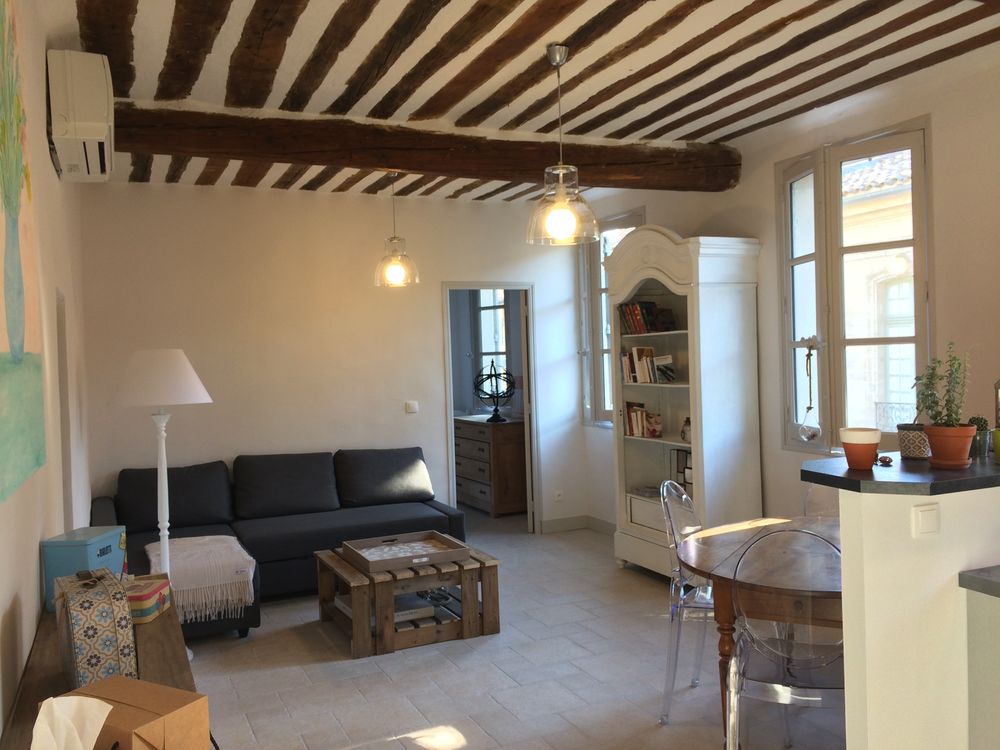 Appartement rénové ? Centre historique d'Avignon