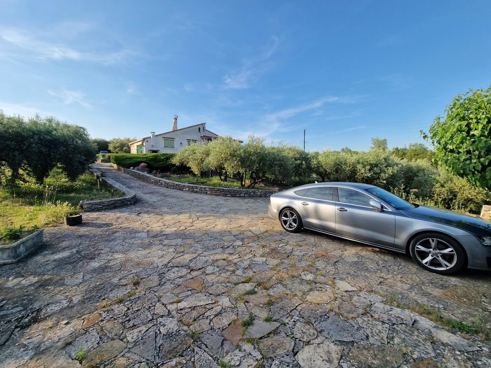 Vézénobres: Superbe Villa au coeur d'un havre de verdure!