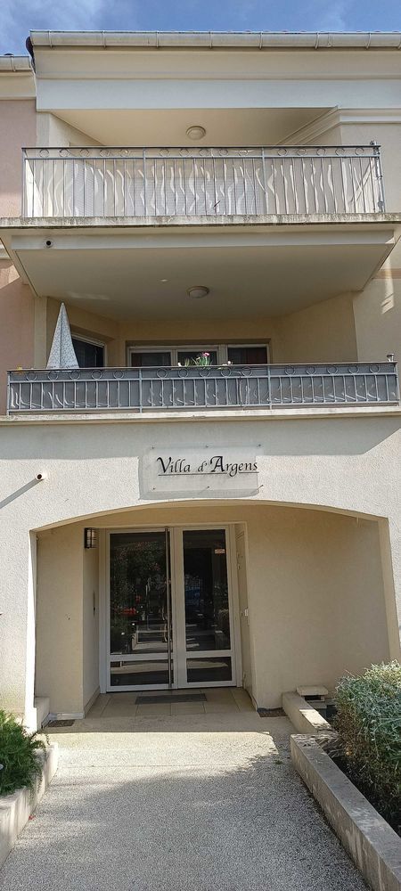 Appartement T2 quartier calme Villa d'Argens