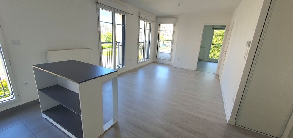 GRAND T2 + balcon
