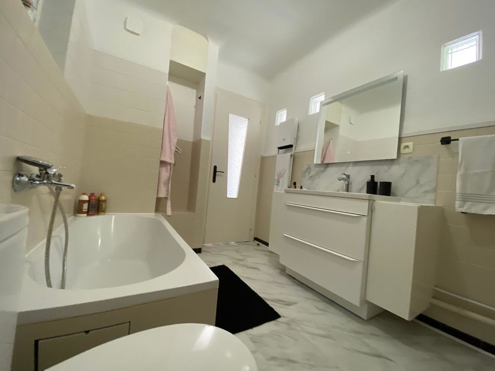 Maison rénovée mitoyenne - 4 pièces - 110 m²