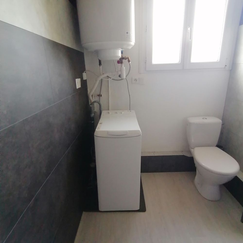 Studio 18m2 rénové et tout équipé proche ifsi,kiné, ergo
