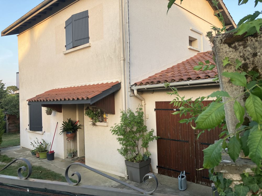 Maison dans lotissement très calme