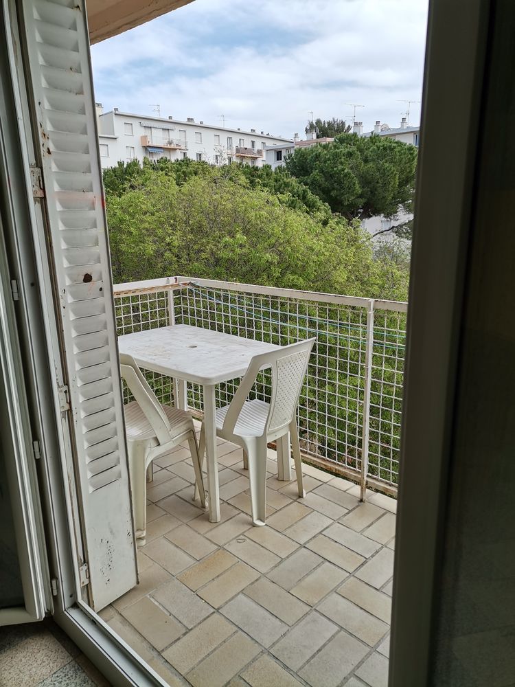 Appartement T3 T4 avec garage sous l'appartement, Marseille