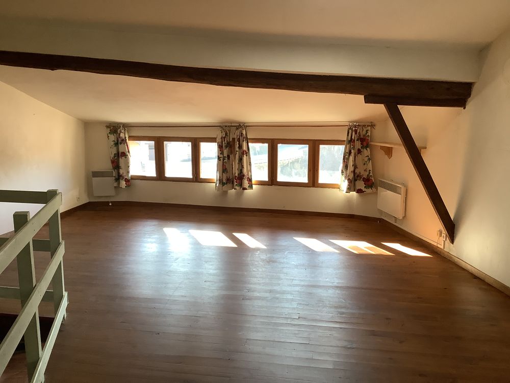 Duplex atypique 100 m2 avec vue