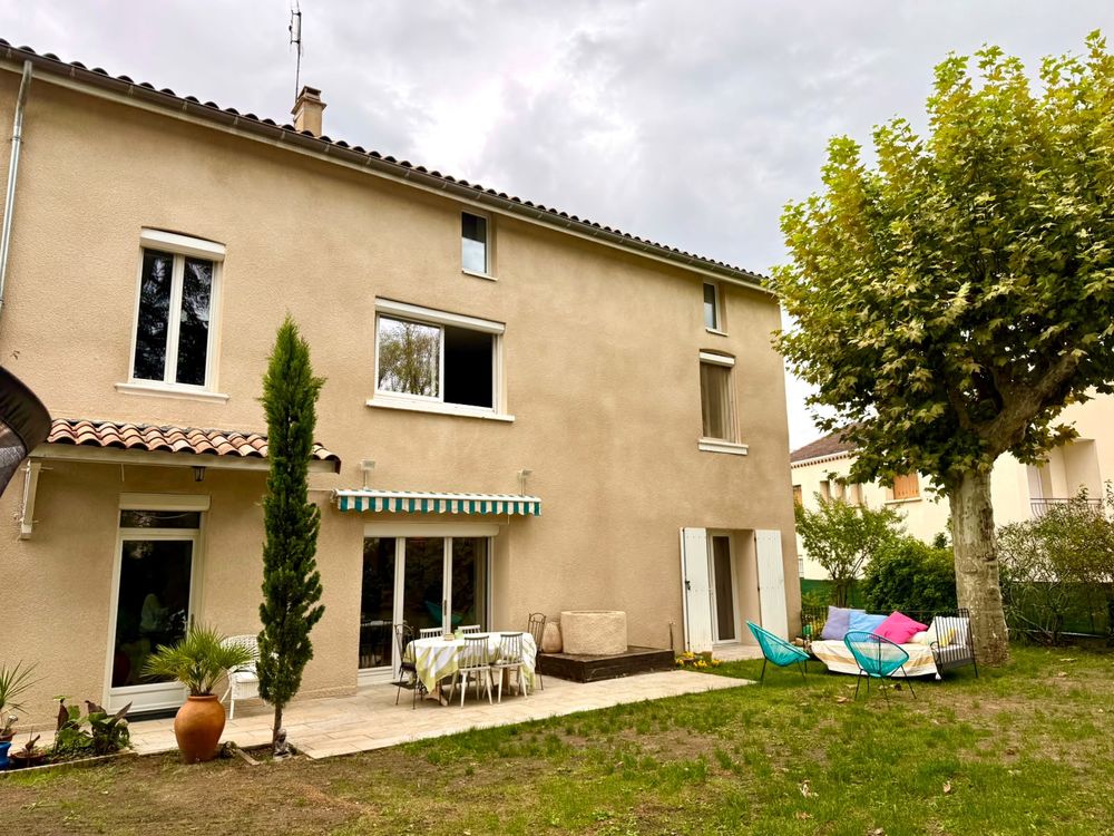 MAISON ROMANS SUR ISERE 177 M2