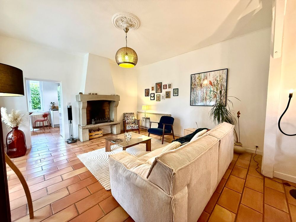 MAISON ROMANS SUR ISERE 177 M2