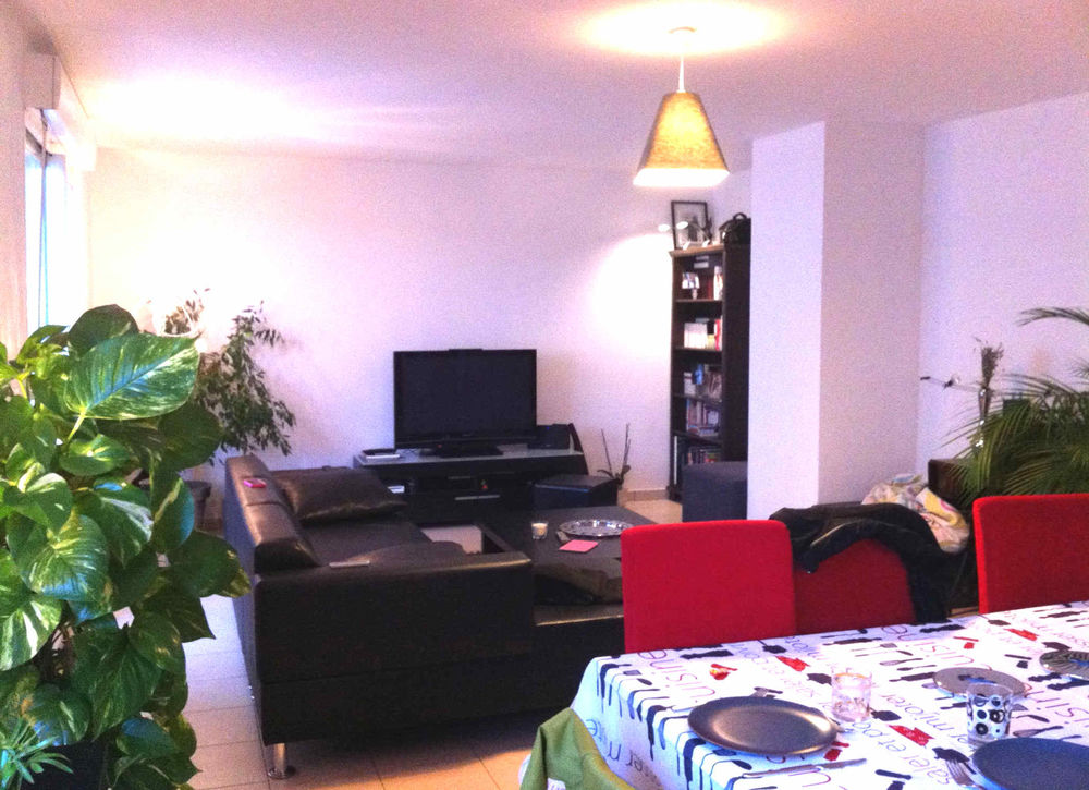 RARE : T4 91 m² - Terrasse 49 m² plein sud - Double box ferm