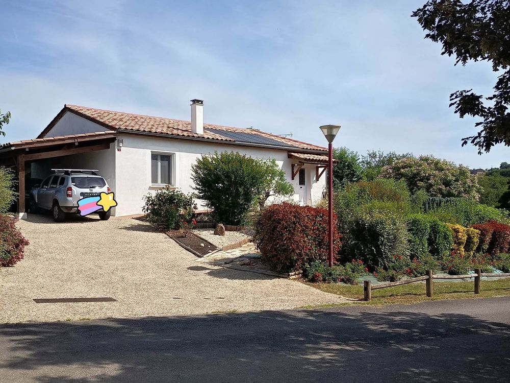 Maison dans un beau village du sud ouest