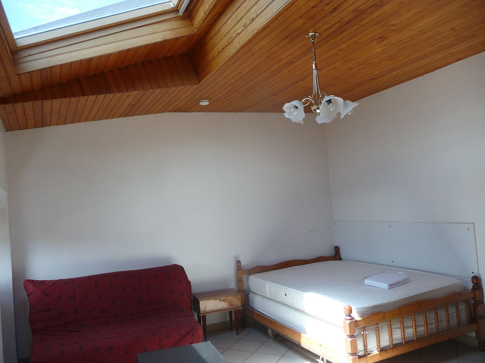 Appartement meublé T1 144m centre privas parking gratuit en
