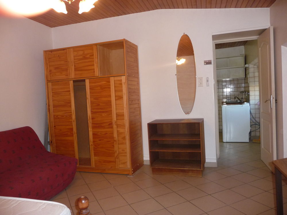 Appartement meublé T1 144m centre privas parking gratuit en