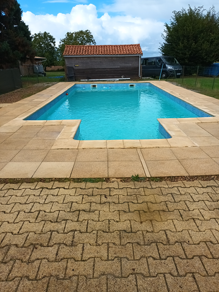 MAISON RENOVEE, 172 M2, PISCINE, 6000 M2