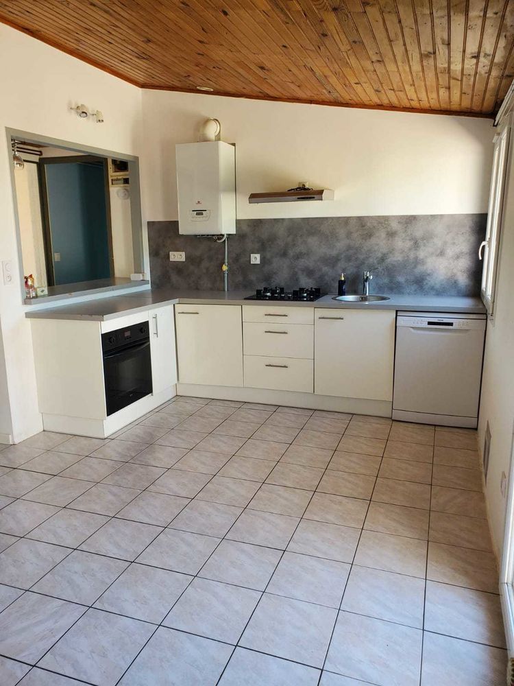 MAISON PLAIN-PIED 4 CHAMBRES + BUREAU €" CALME & VUE DEGAGEE