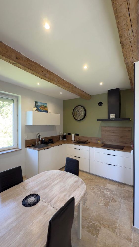 Appartement meublé 80 m² avec grande terrasse au calme