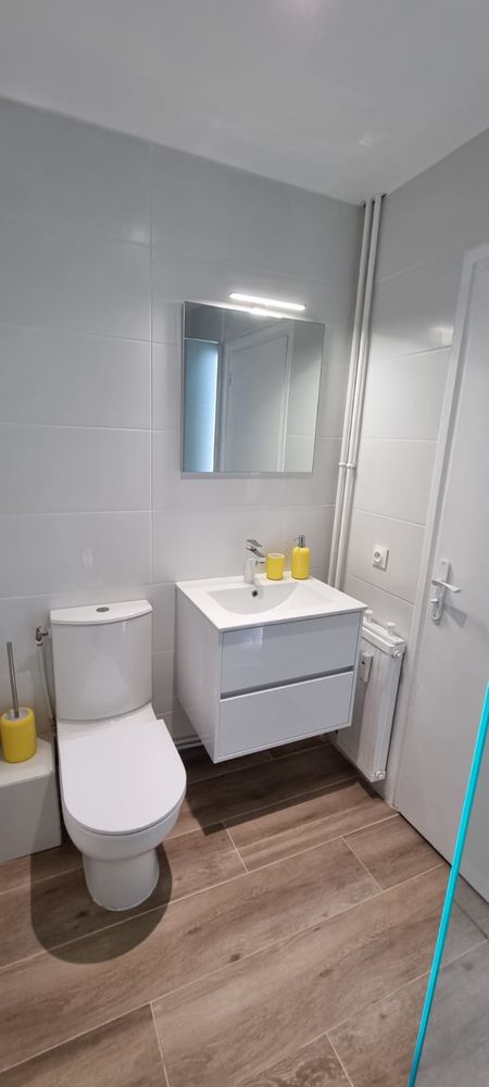 Magnifique T1 meublé 25m²+ parking + cave Marseille 13009