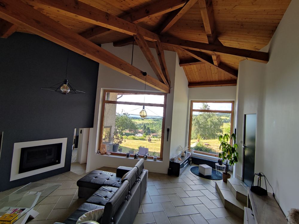 Maison d'architecte, proche Renaison, 8 pièces, superbe vue