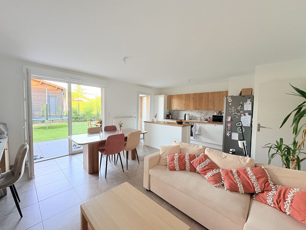 Appartement T4 avec jardin à Limas