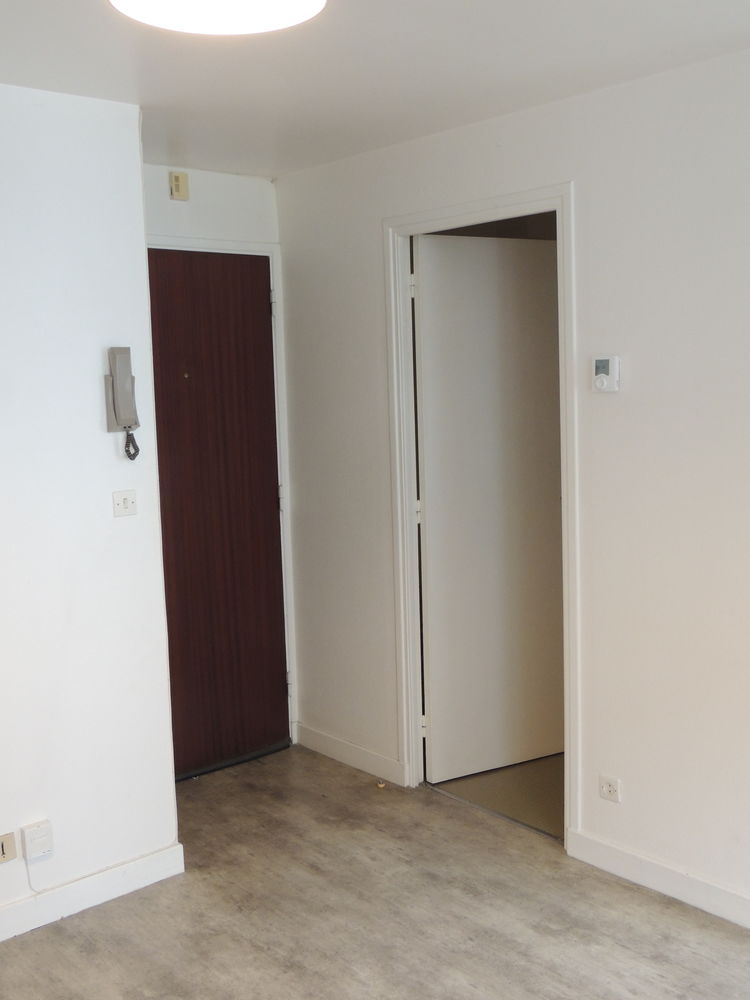 STUDIO 23 m2 SIDOINE - 63000