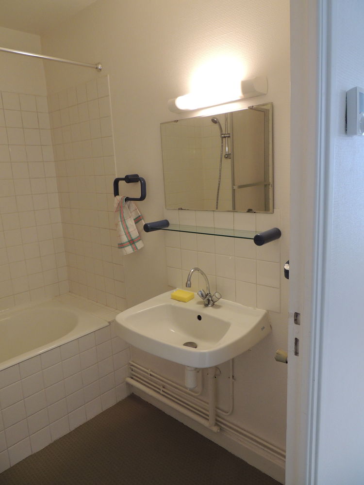 STUDIO 23 m2 SIDOINE - 63000