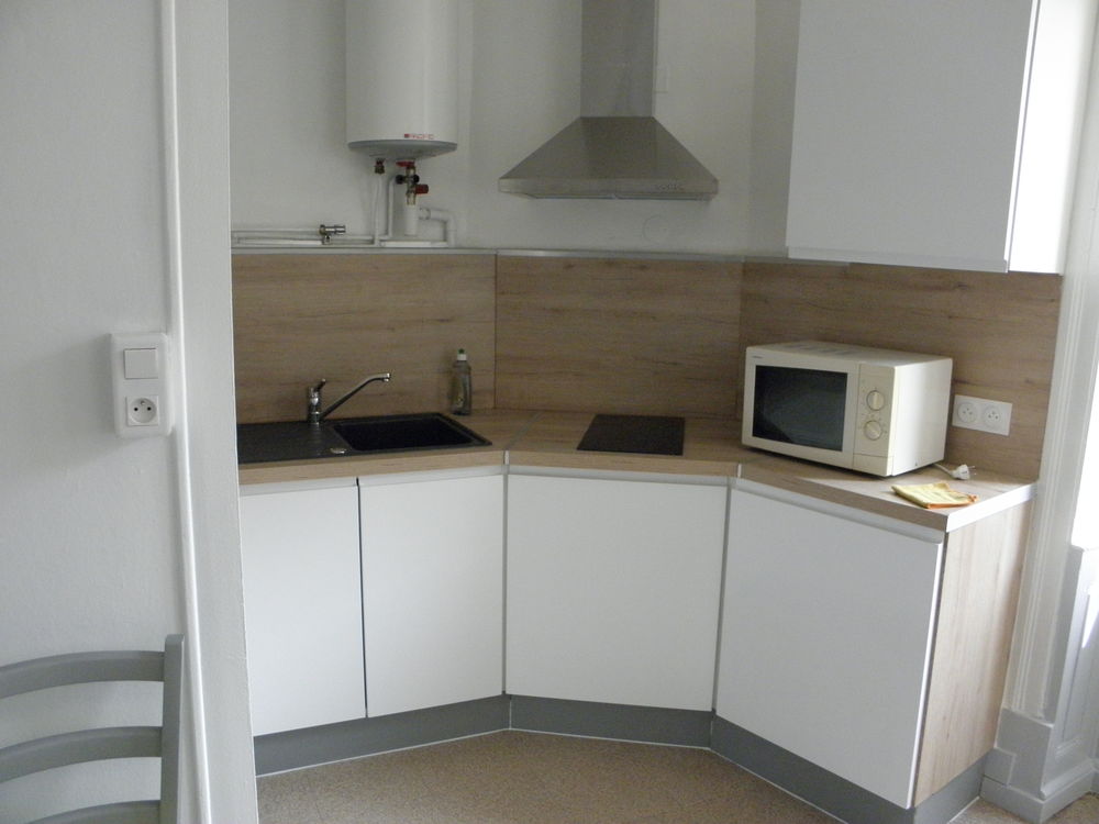 BEAU T1 LE PUY CENTRE PROCHE IUT ET IFSI