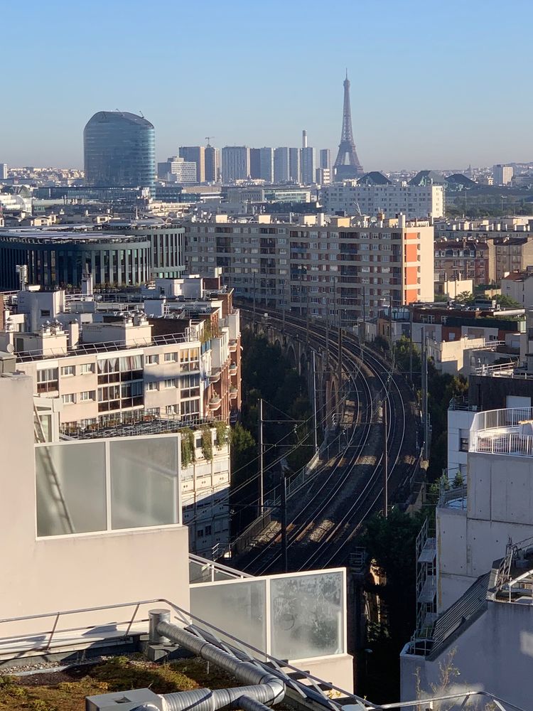 Issy les Moulineaux, sans vis-à-vis, vue Tour Eiffel