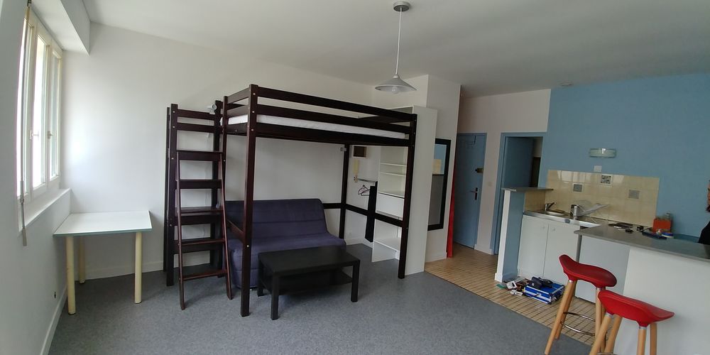 Grand Studio meublé calme,clair république 31 m2 + mezzanine