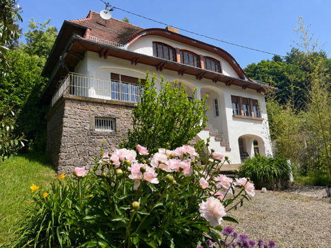 Maison 9 pièces 240m2