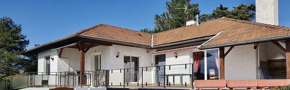 Maison + piscine a st vincent de boisset