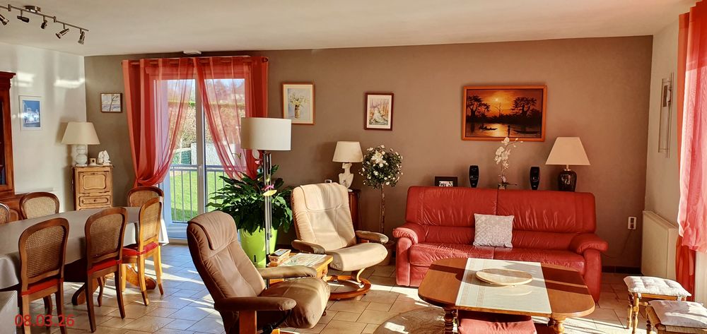 Maison + piscine a st vincent de boisset
