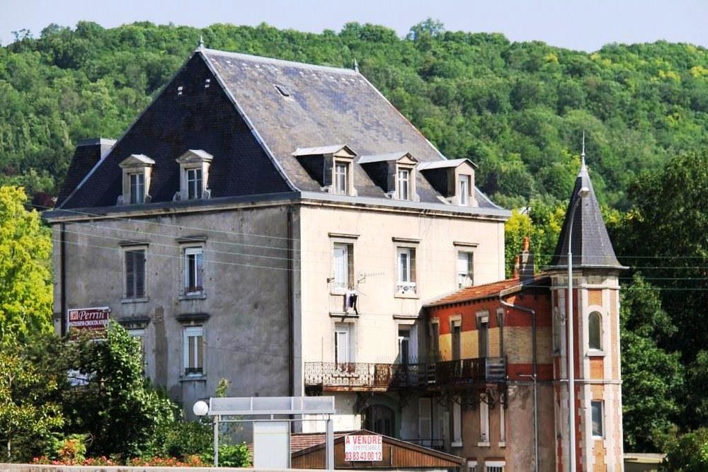 BEL APPARTEMENT 3 PIECES AVEC VUE SUR LE PORT DE FRANCE