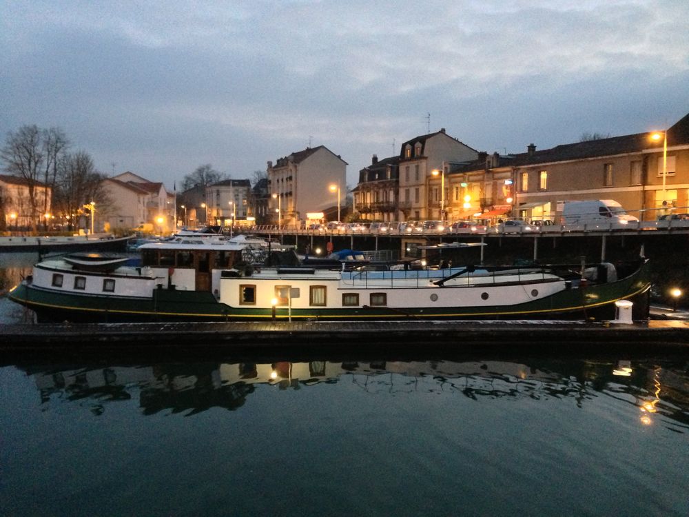 BEL APPARTEMENT 3 PIECES AVEC VUE SUR LE PORT DE FRANCE