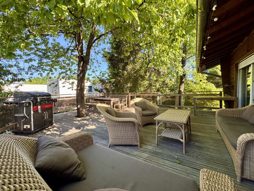 Maison de 268 m², 5 chambres & 3 SdB, 3600m² de terrain.