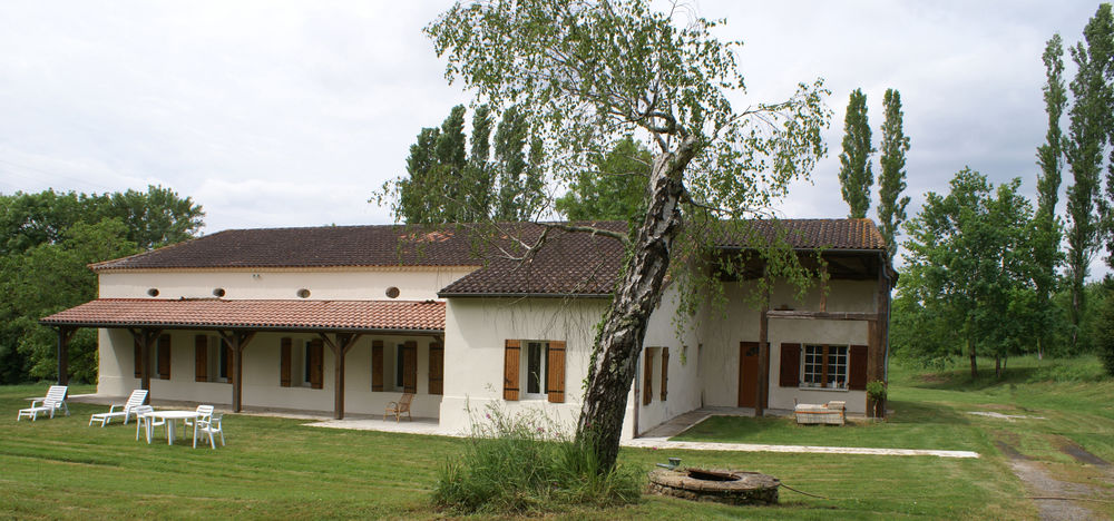 d'une maison de campagne mitoyenne