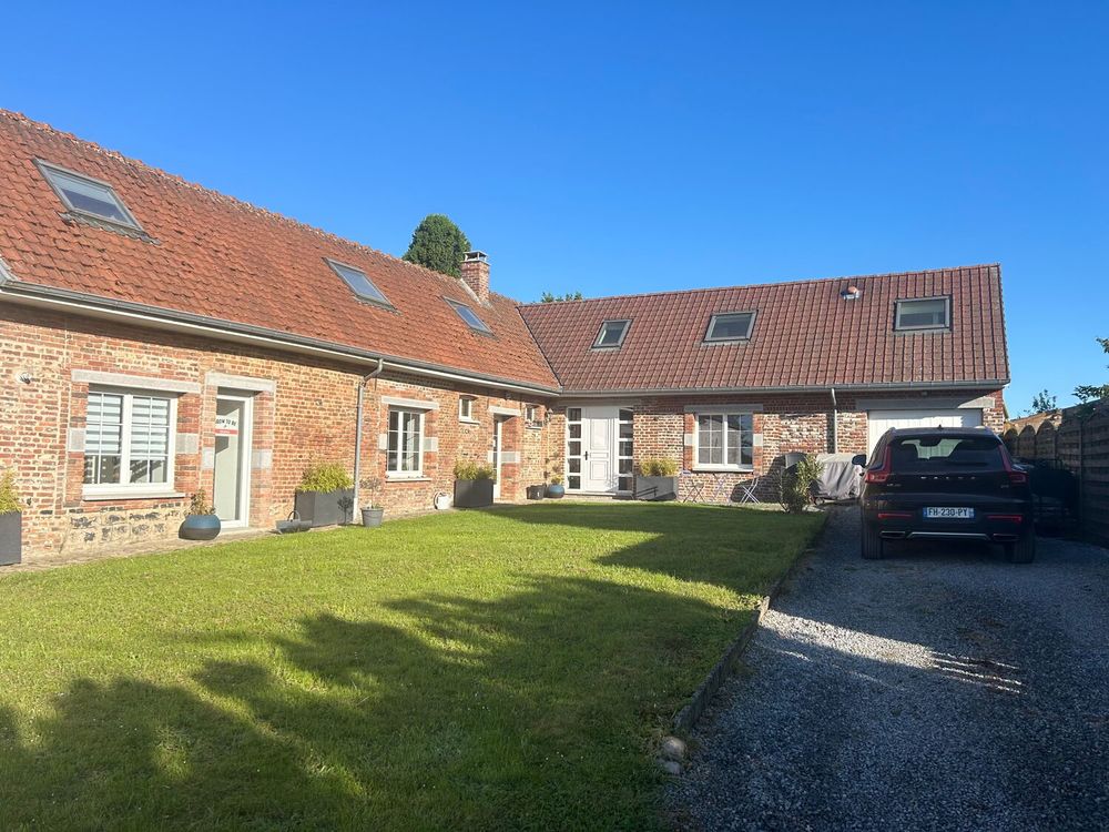 Maison semi-ind rénovée de 180 m² 5 chambres jardin