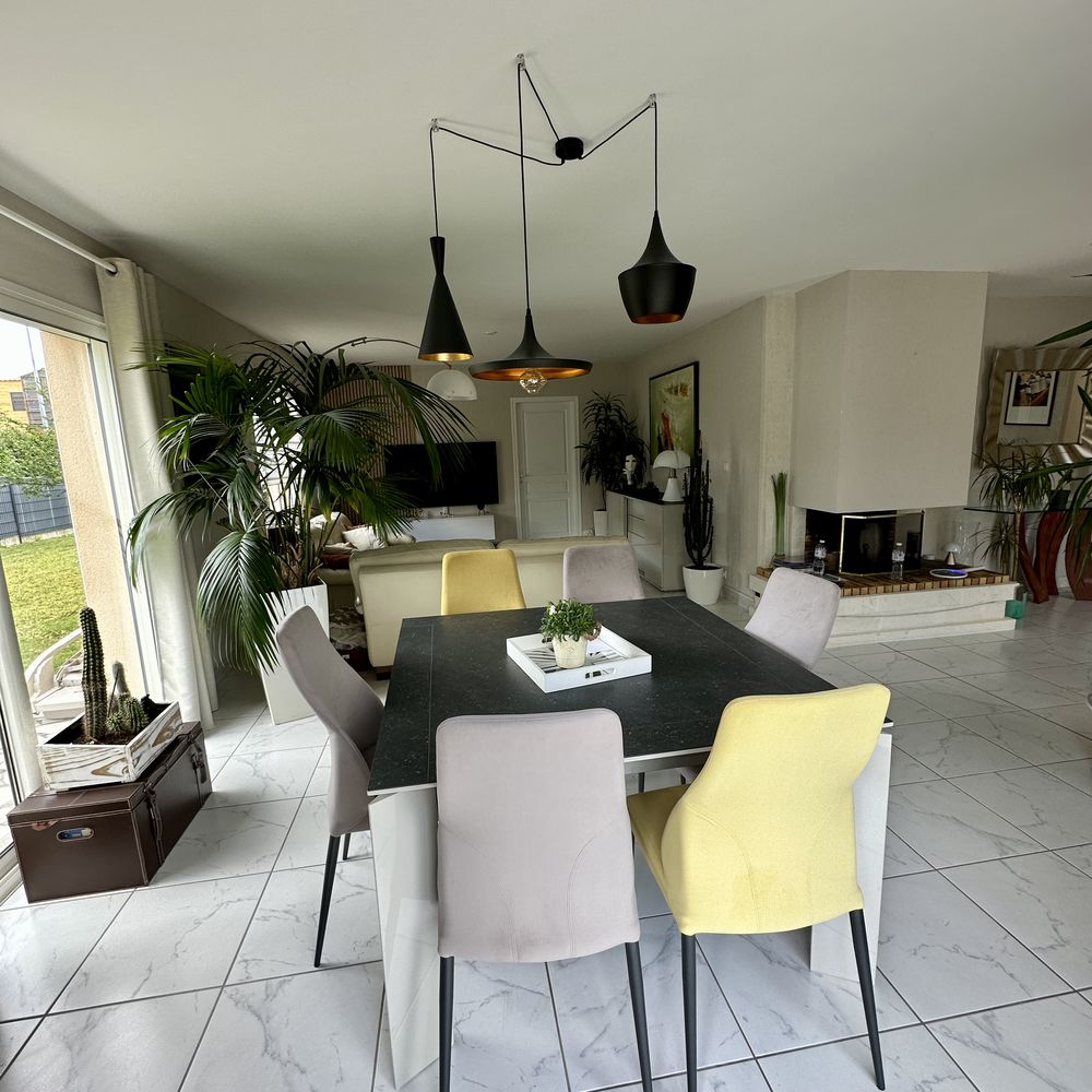 BELLE MAISON LUMINEUSE DE PLEIN PIED 123M² -LES SORINIERES