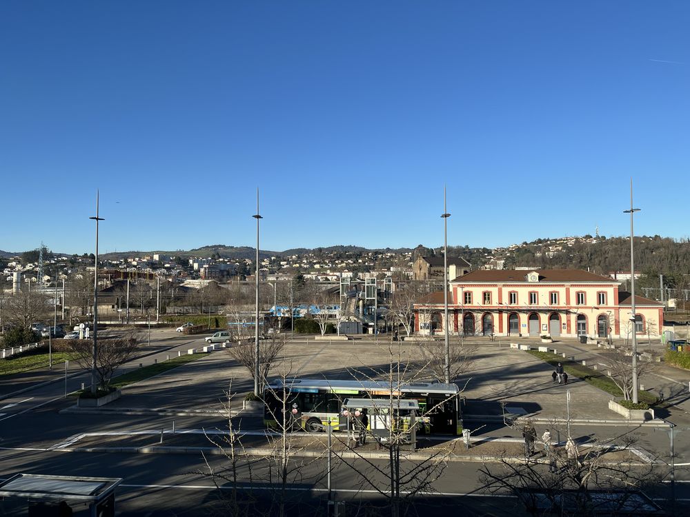 Appartement F4 lumineux