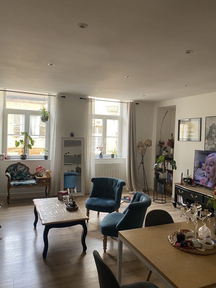 F2 rue St Laurent 55 m2 dispo 10/07