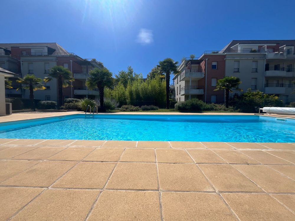 Appartement 2 chambres ? balcon ? parking ? piscine