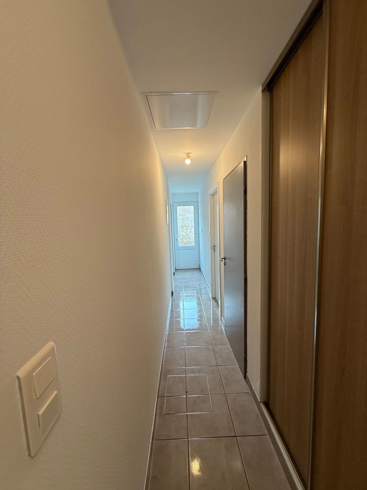 Appartement T2 non meublé avec terrasse à Charmes