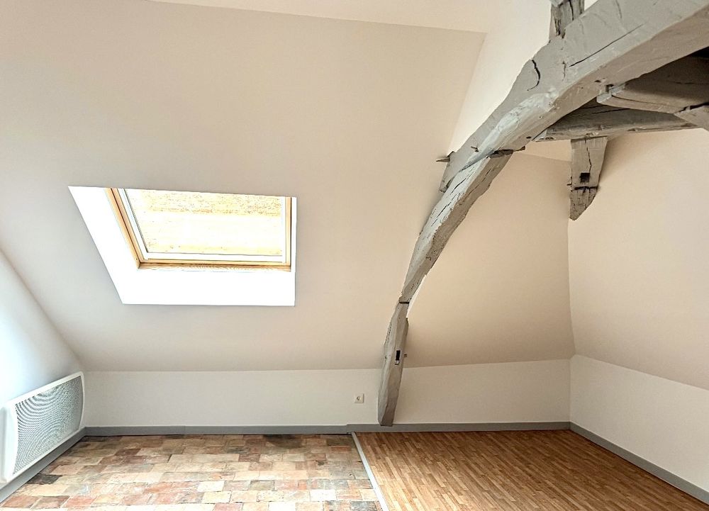 Appartement Duplex refait à neuf centre ville Durtal