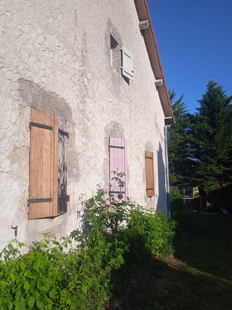 Maison en campagne avec BC de pièces annexes