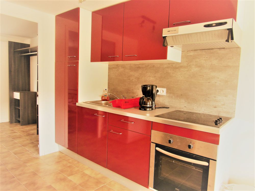 Frontignan plage MEUBLE 50M2 2 CHAMBRES TERRASSE