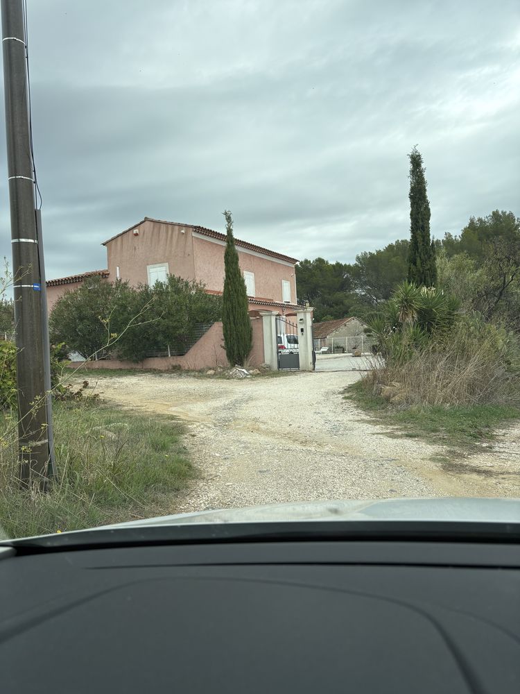 Maison individuelle à étage + dépendance