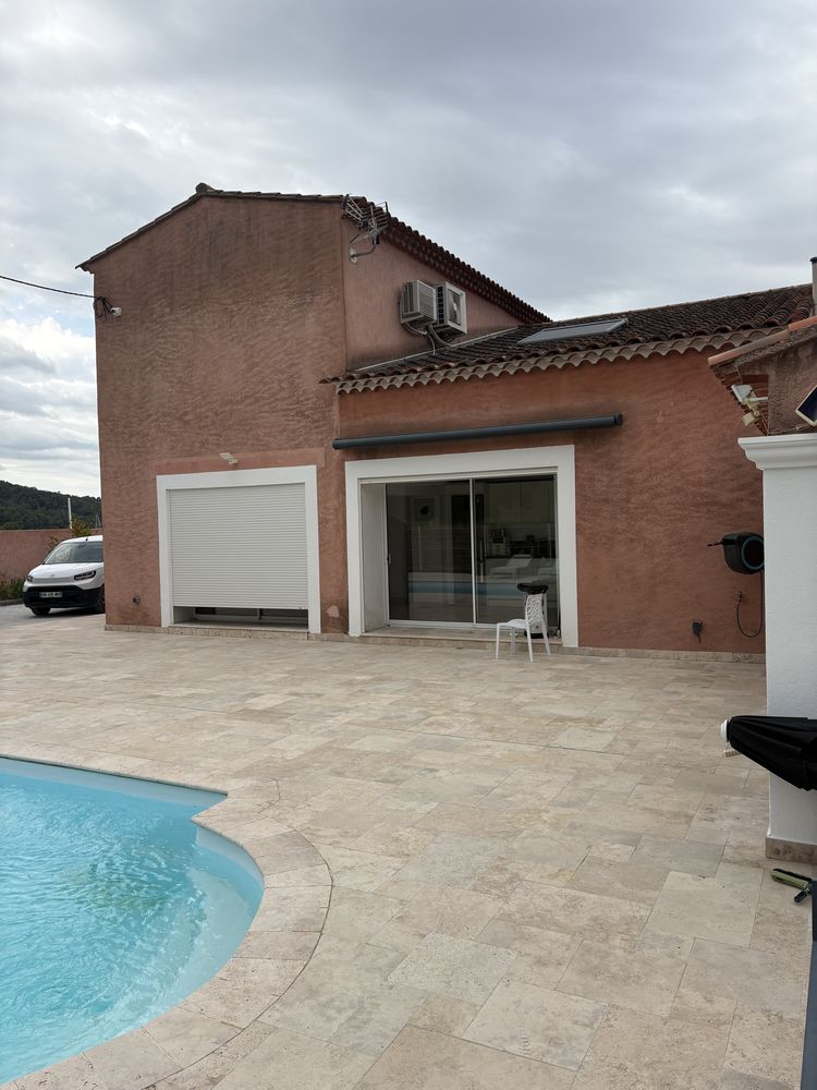 Maison individuelle à étage + dépendance