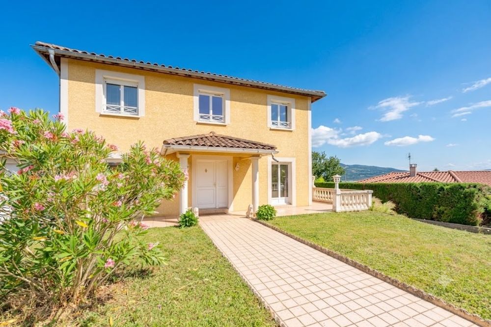 Maison avec vue panoramique sur les Monts d'Or -Genay 69730