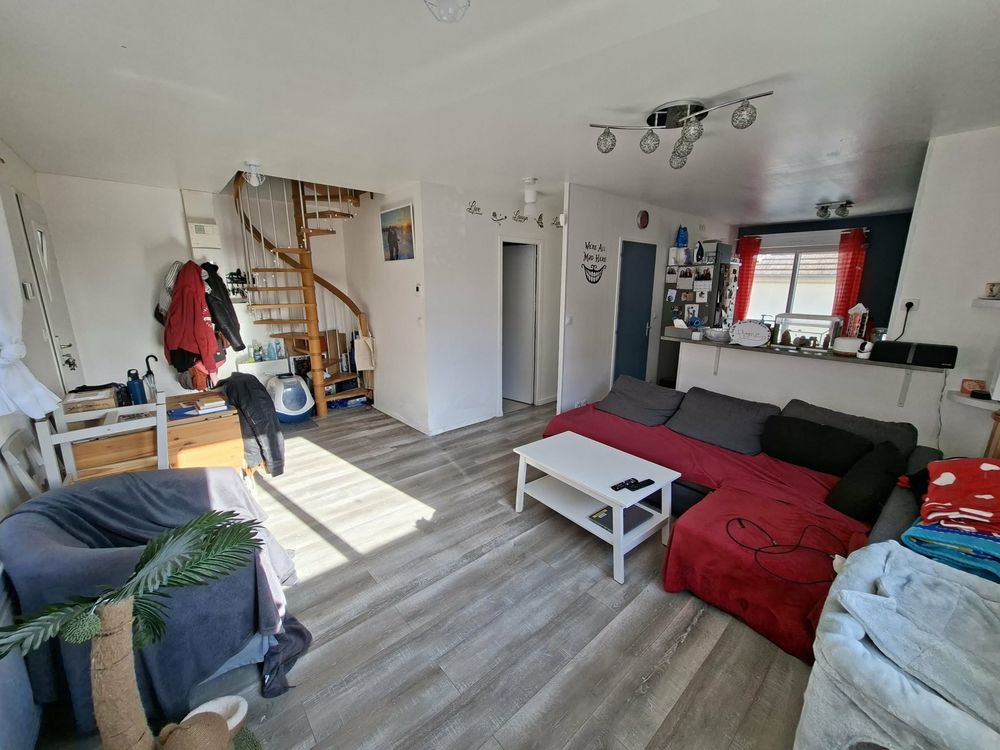 Duplex 3 pièces 61m² (67m² au sol) à Linas 91310